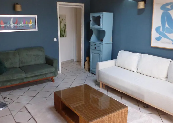 Au Coeur De La Vallee De La Dordogne