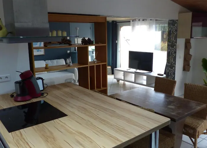 Au Coeur De La Vallee De La Dordogne *