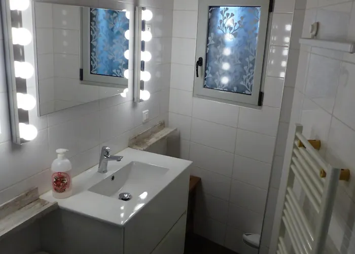 Au Coeur De La Vallee De La Dordogne * 布里特努